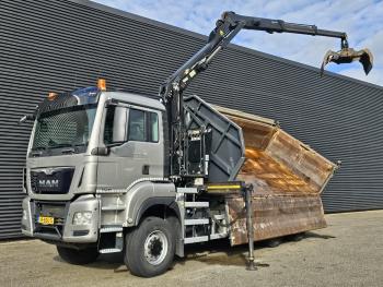 TGS 28.400 6x4-4 BL  / Z CRANE + 2 SIDE TIPPER